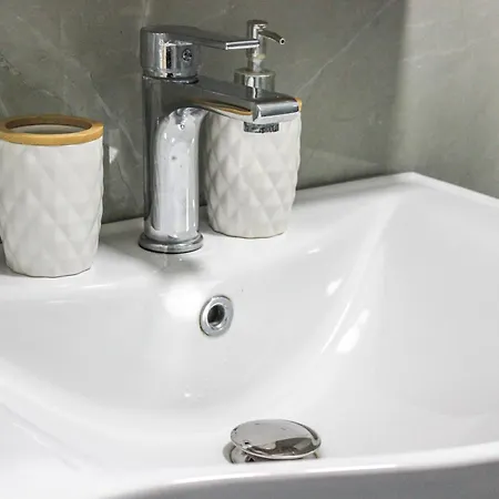 401 Blue Syri Apartment *